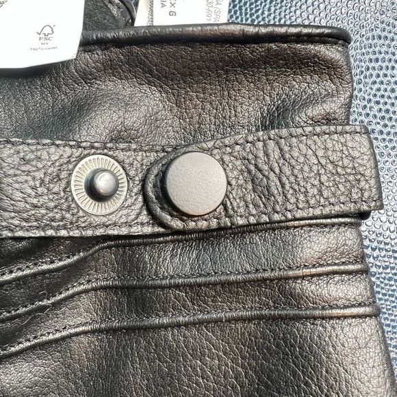 NWT Zara leather gloves with topstitching - Picture 6 of 8